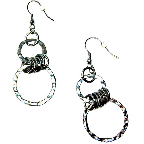 Vintage Progressive Double Hammered Hoops Attached By Hoops Earrings - Picture 1 of 6